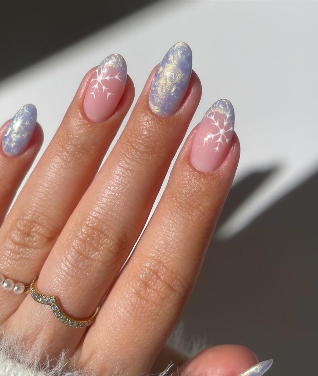 Модний мигдалеподібний манікюр на зиму 2026-2027 – топ ідей