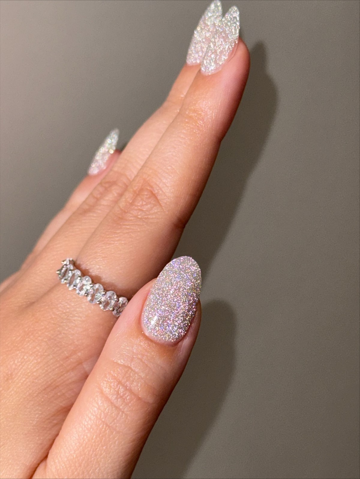 Манікюр на зиму 2026, який виглядає дорого