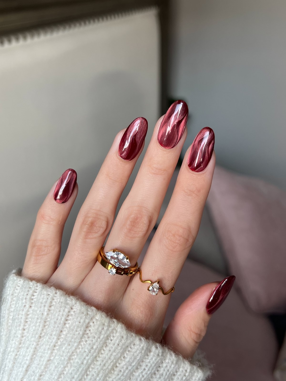 Манікюр на зиму 2026, який виглядає дорого