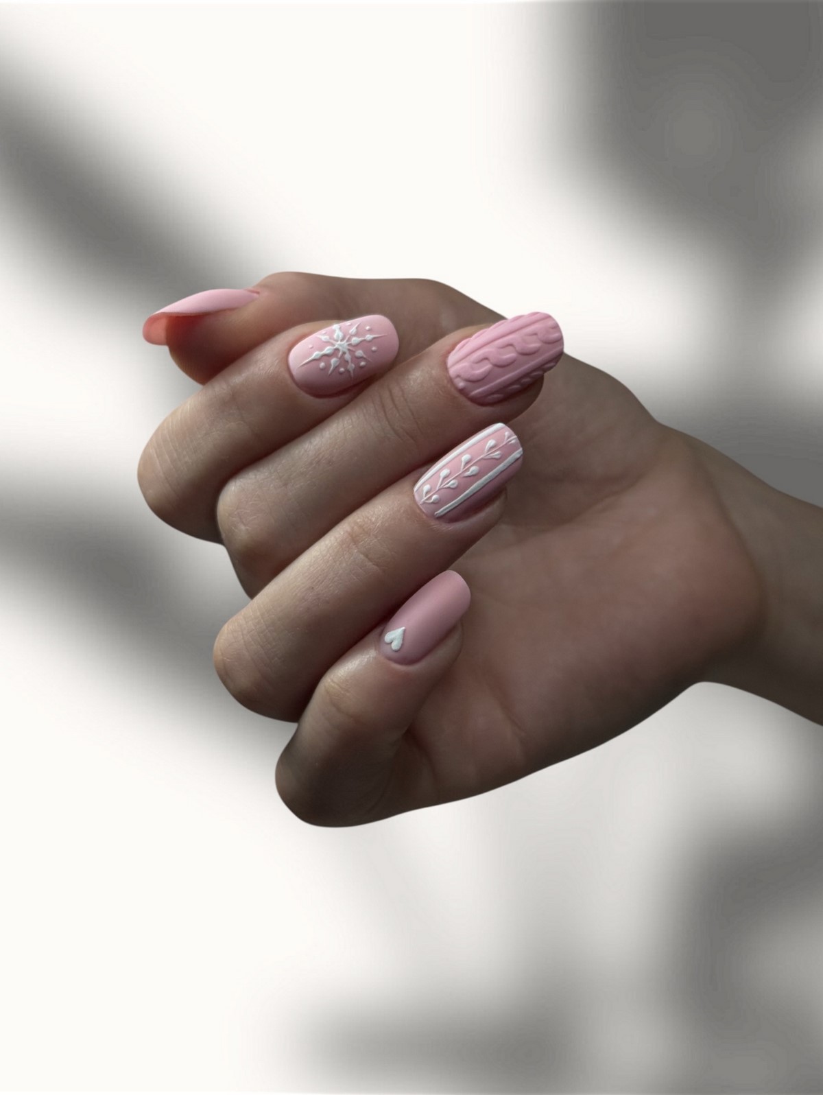 В’язані візерунки на нігтях у січні 2026 року