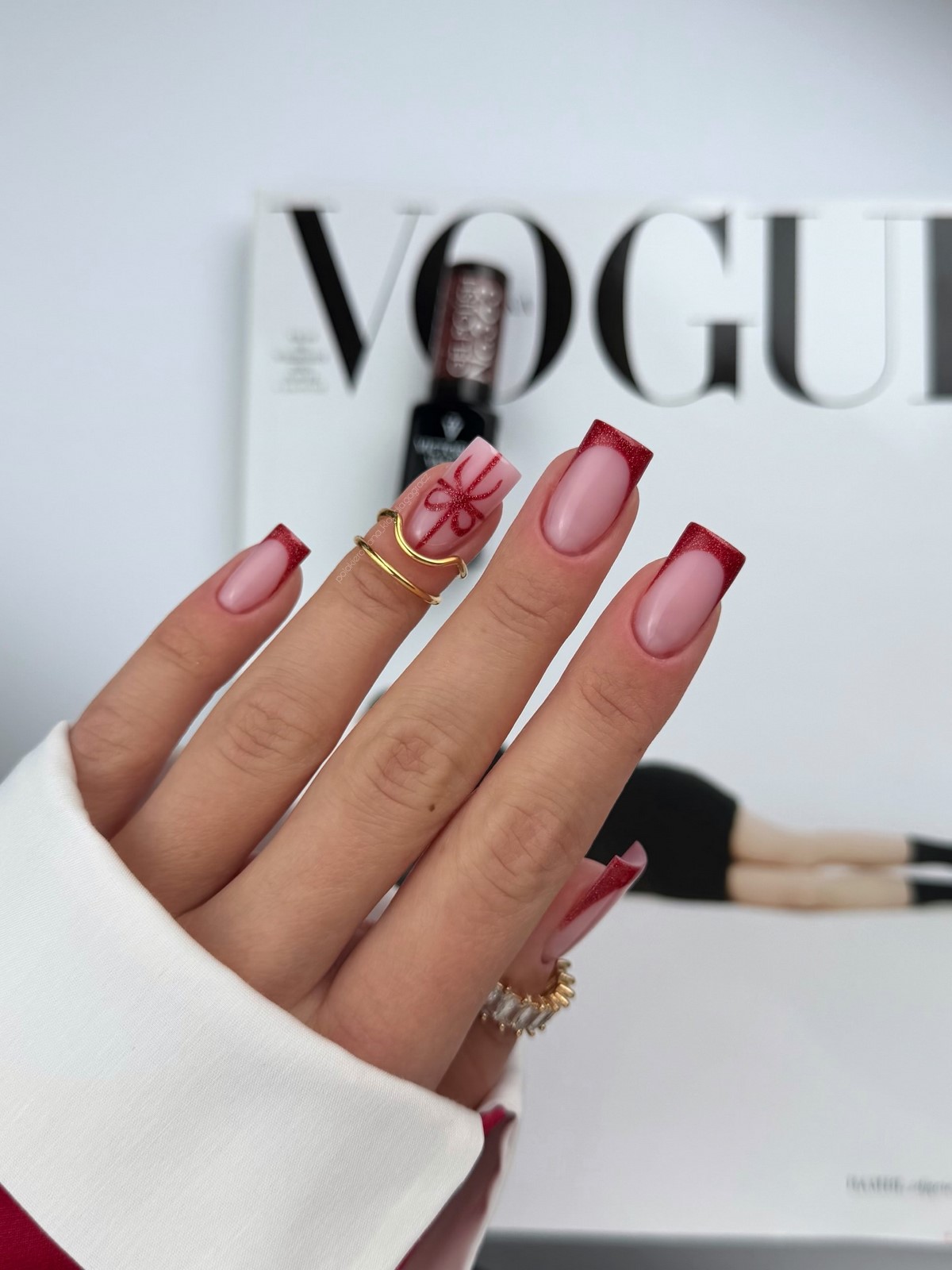 Червоний френч взимку 2026 як символ стильної елегантності