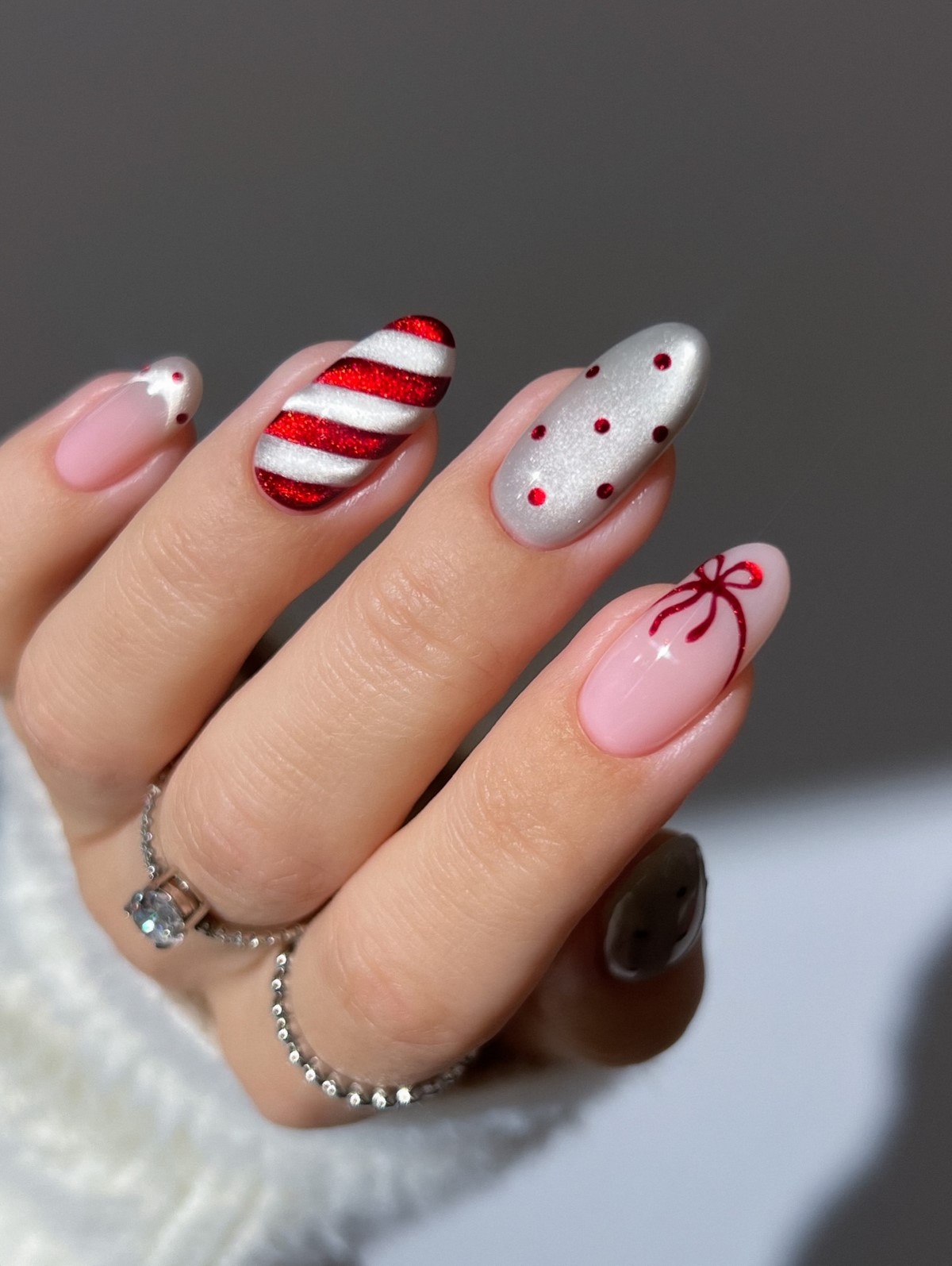 Актуальні форми нігтів на лютий 2026 року та дизайни з ними