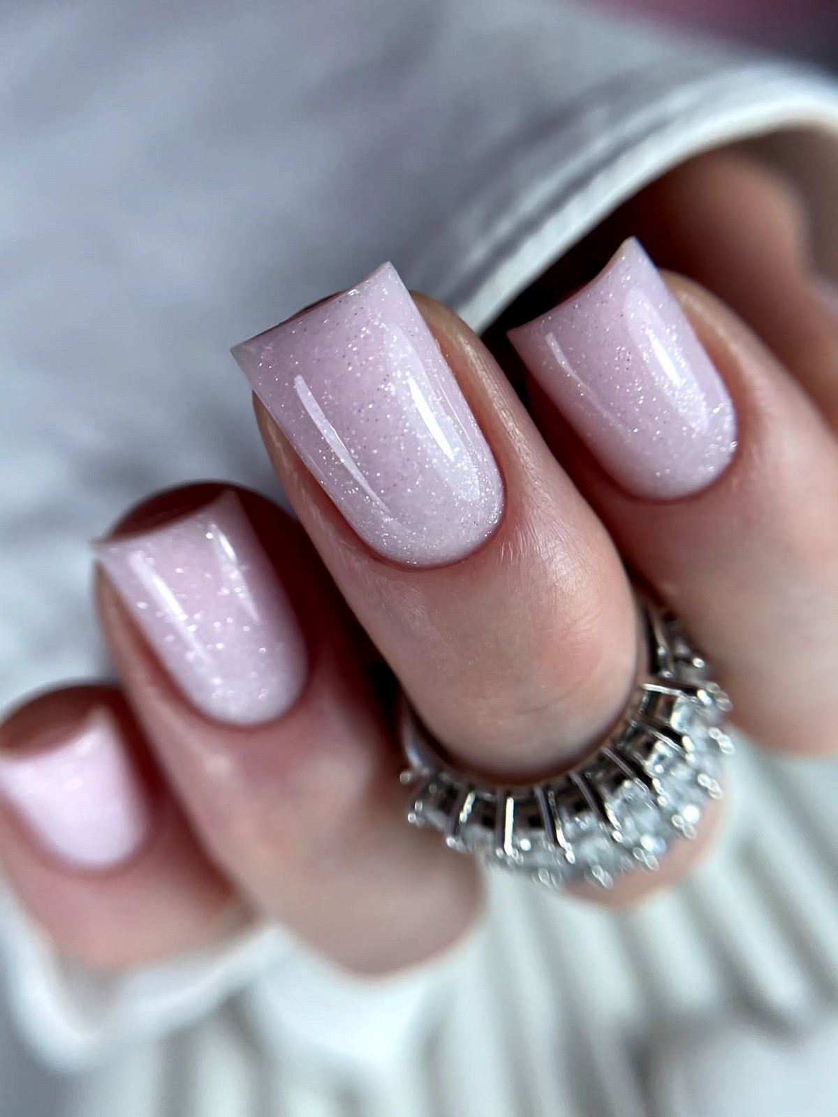 Актуальні форми нігтів на лютий 2026 року та дизайни з ними