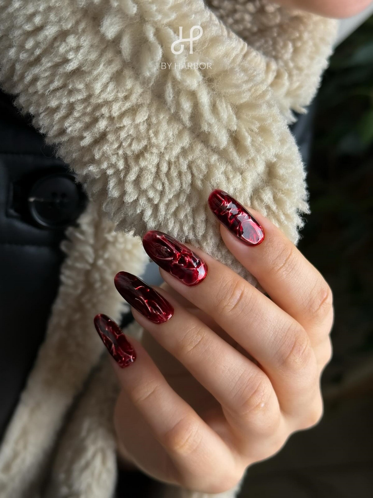 Актуальні форми нігтів на лютий 2026 року та дизайни з ними