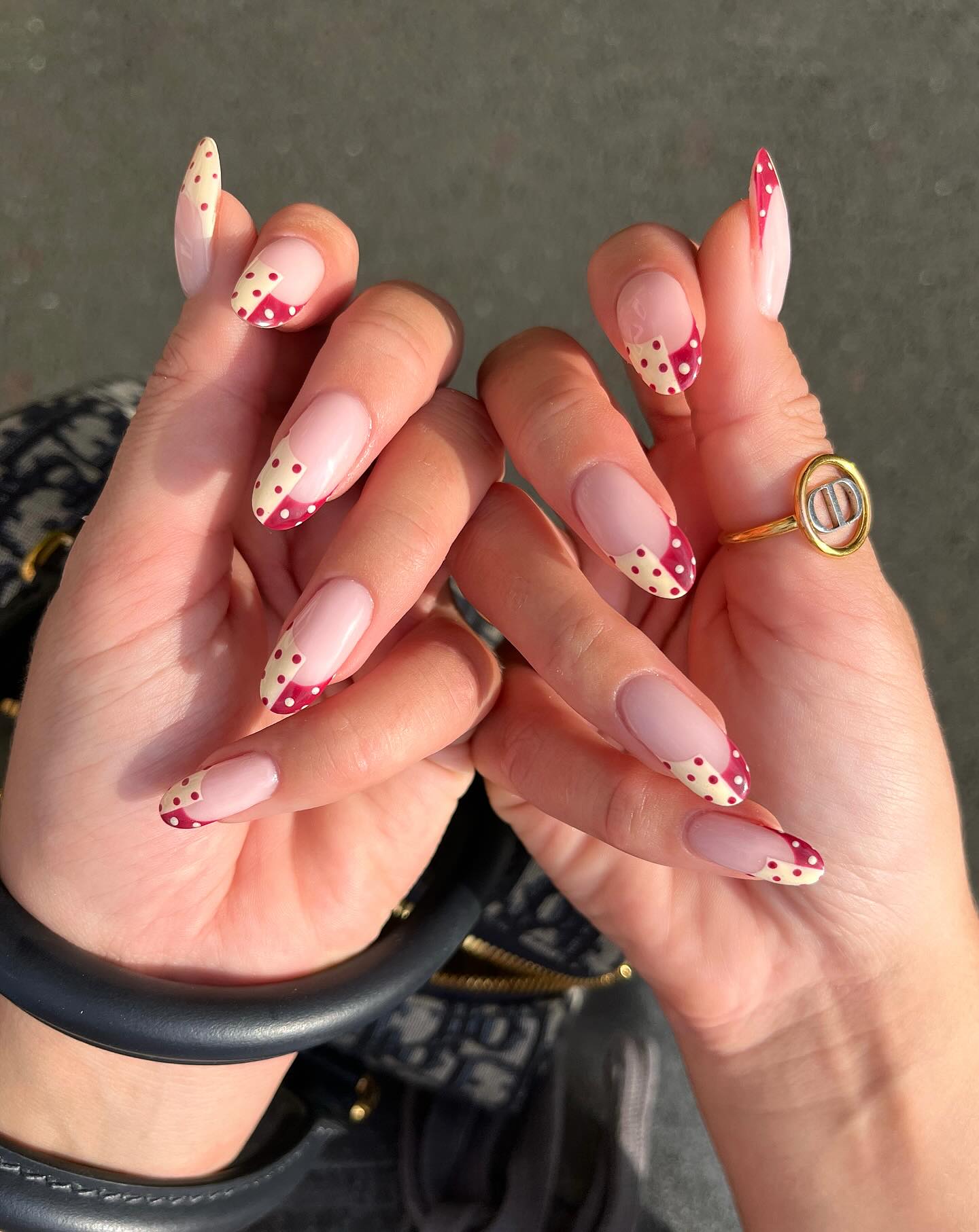 Френч-манікюр у 2026 році: тренди та стильні тенденції