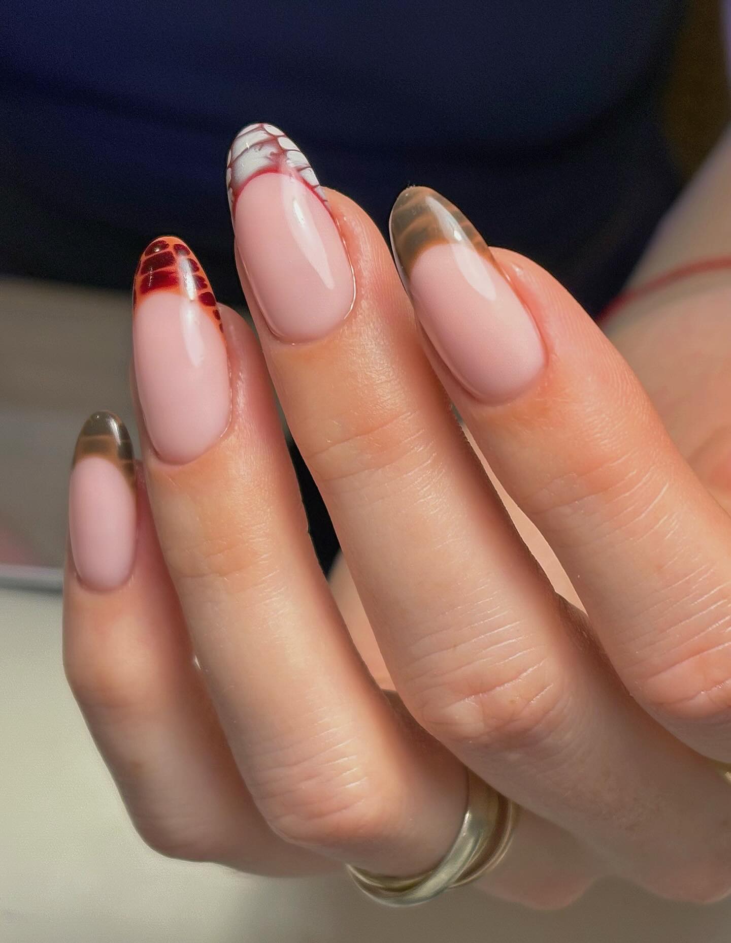 Френч-манікюр у 2026 році: тренди та стильні тенденції