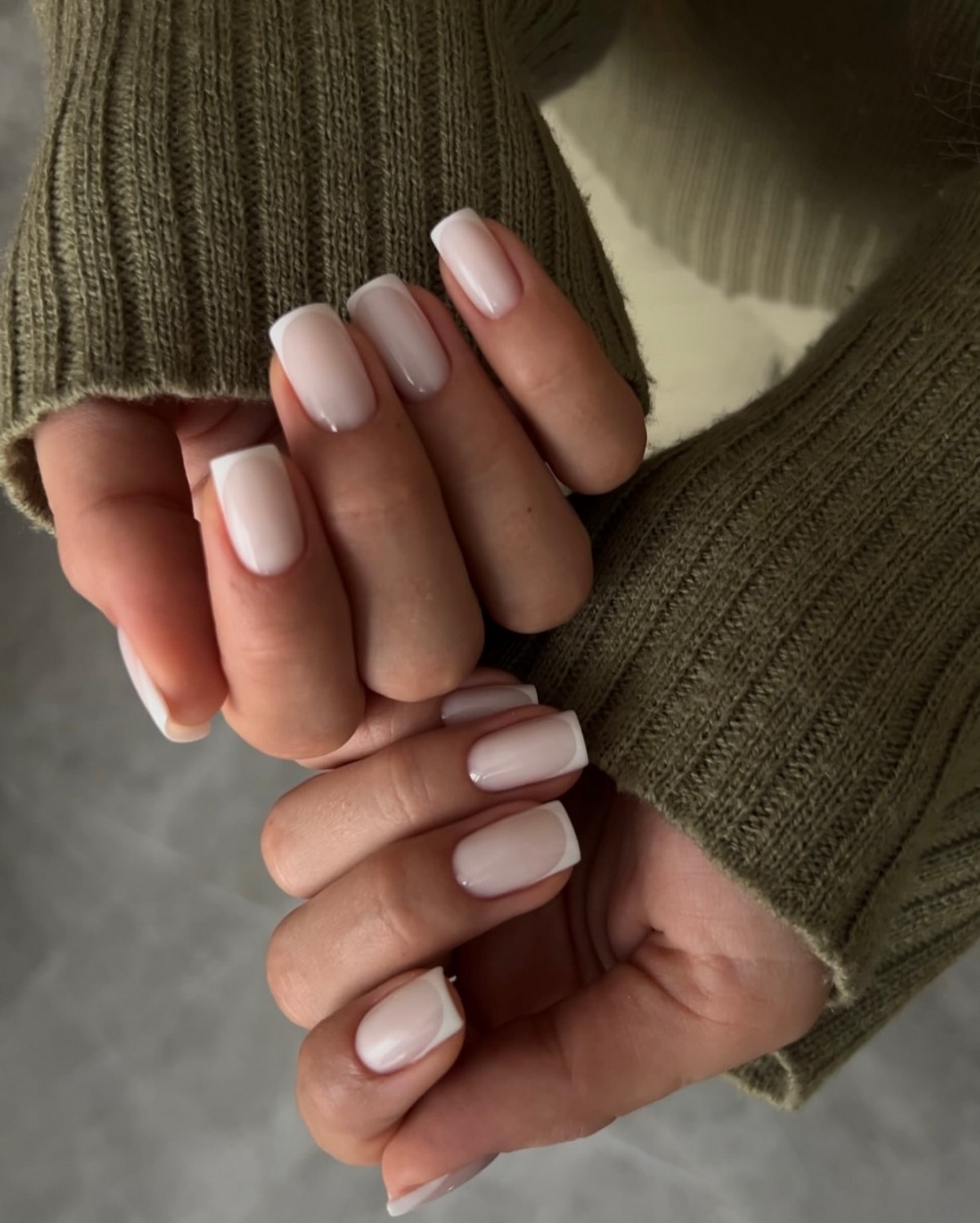 Ідеї френч-манікюру на зиму 2026 з модним характером