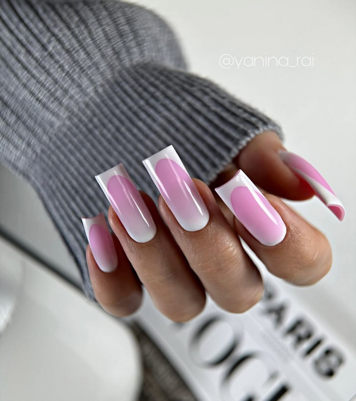 Ідеальний білий френч взимку 2026 як символ стилю