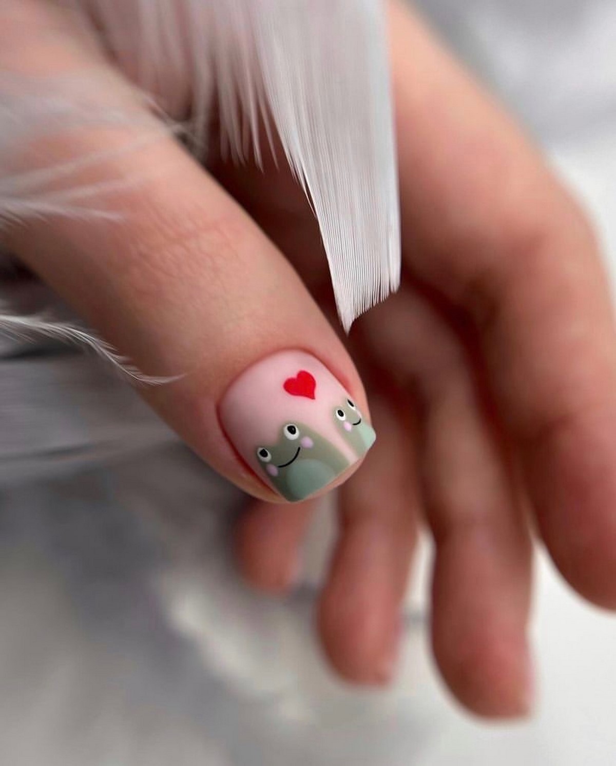 Манікюр на День святого Валентина 2026 з романтичним настроєм