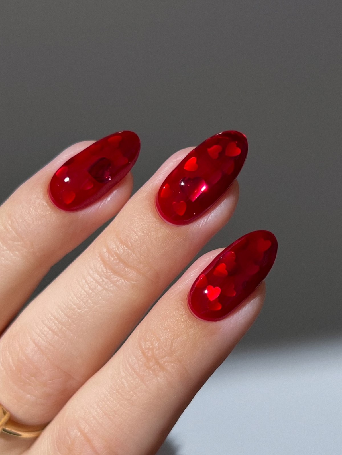 Манікюр на День святого Валентина 2026 з романтичним настроєм