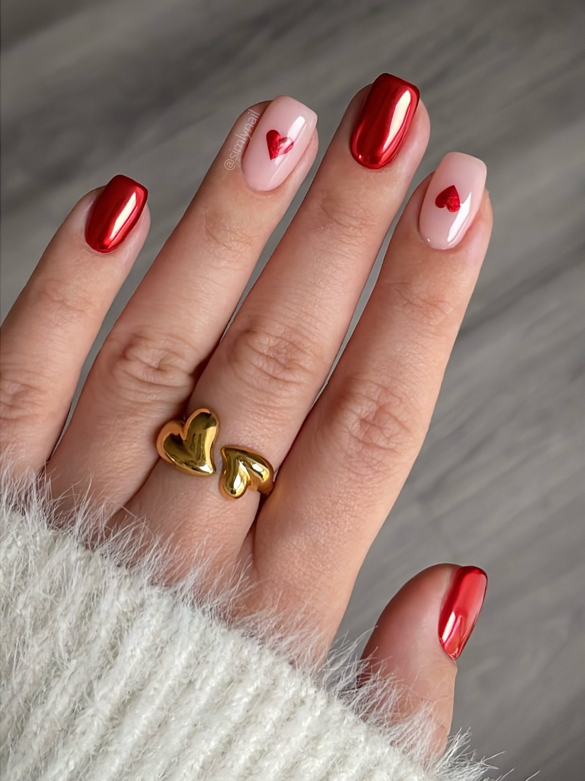 Манікюр на День святого Валентина 2026 з романтичним настроєм