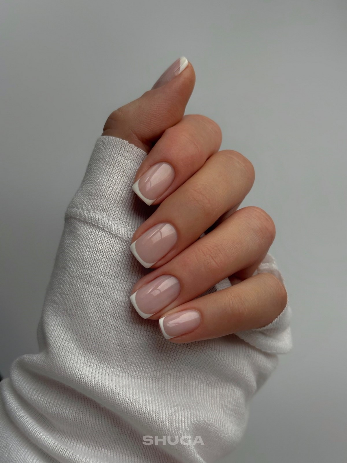 Манікюр на лютий 2026: трендові дизайни зими