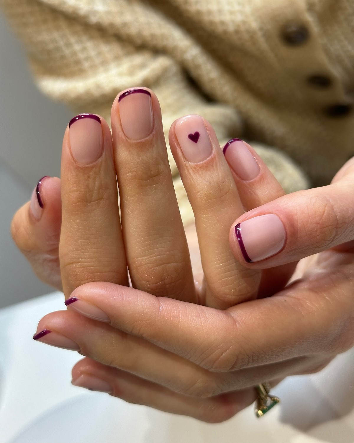 Мікрофренч на лютий 2026: витончена класика сезону