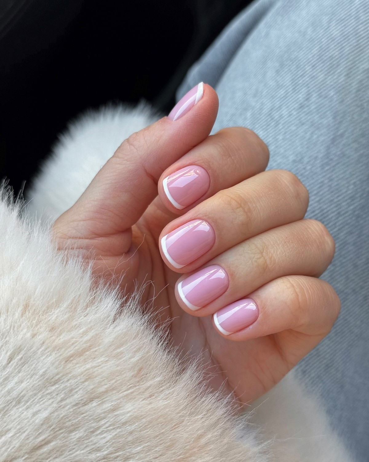 Мікрофренч на лютий 2026: витончена класика сезону