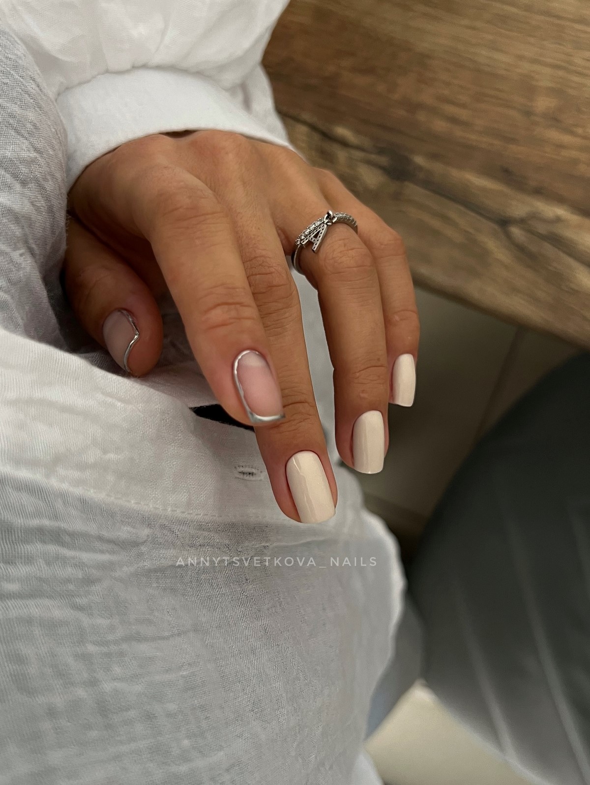 Мікрофренч на лютий 2026: витончена класика сезону