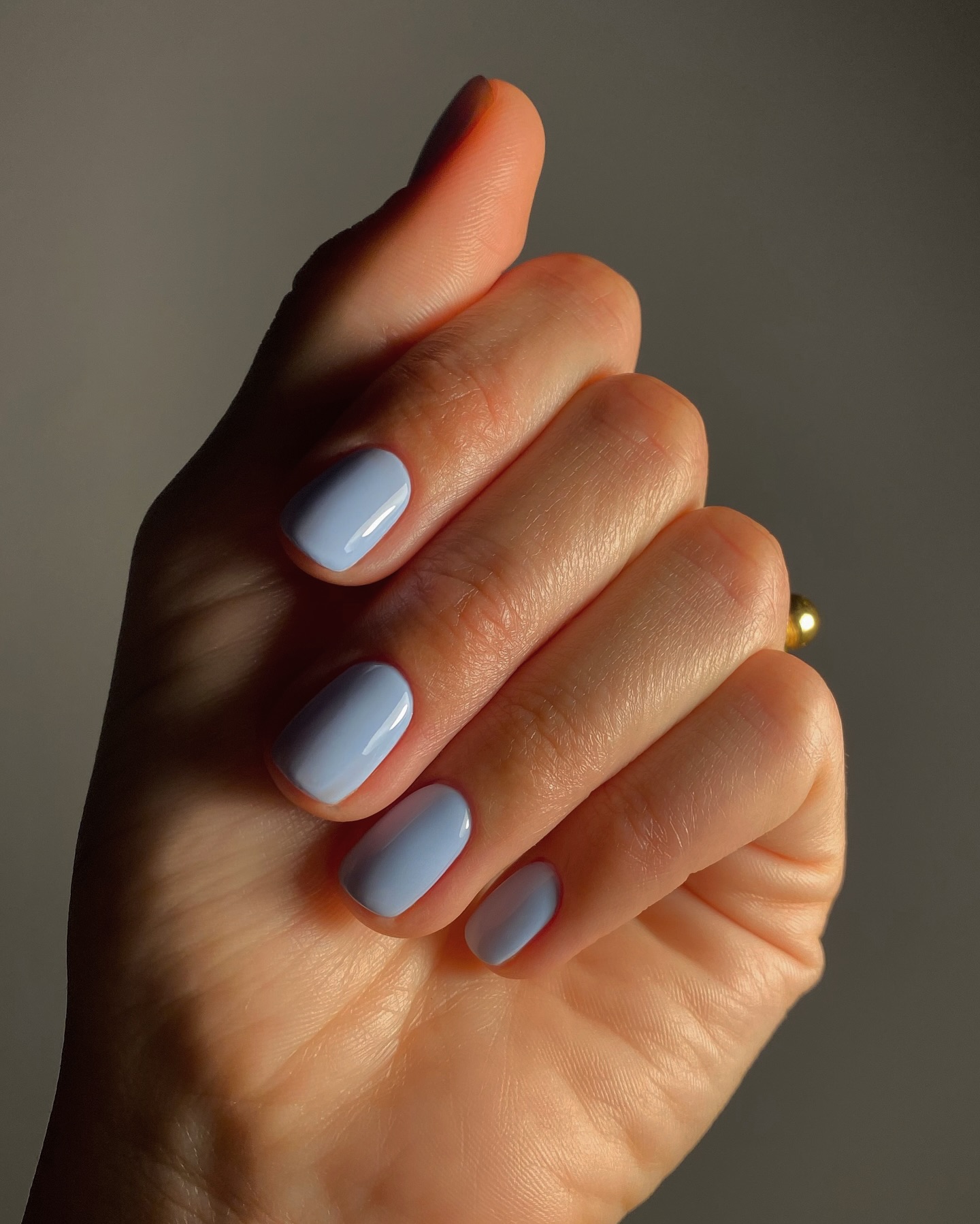 Модні кольори в манікюрі 2026 року: головні відтінки сезону