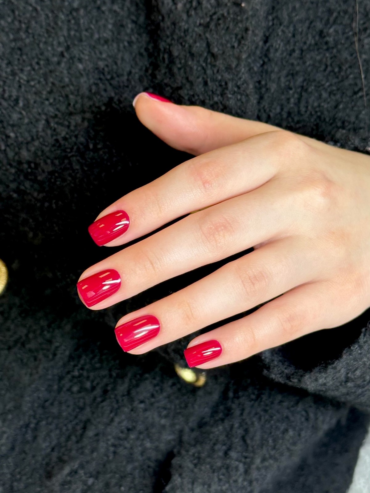 Манікюр з ефектом розкоші: відтінки, які вибирають зі смаком