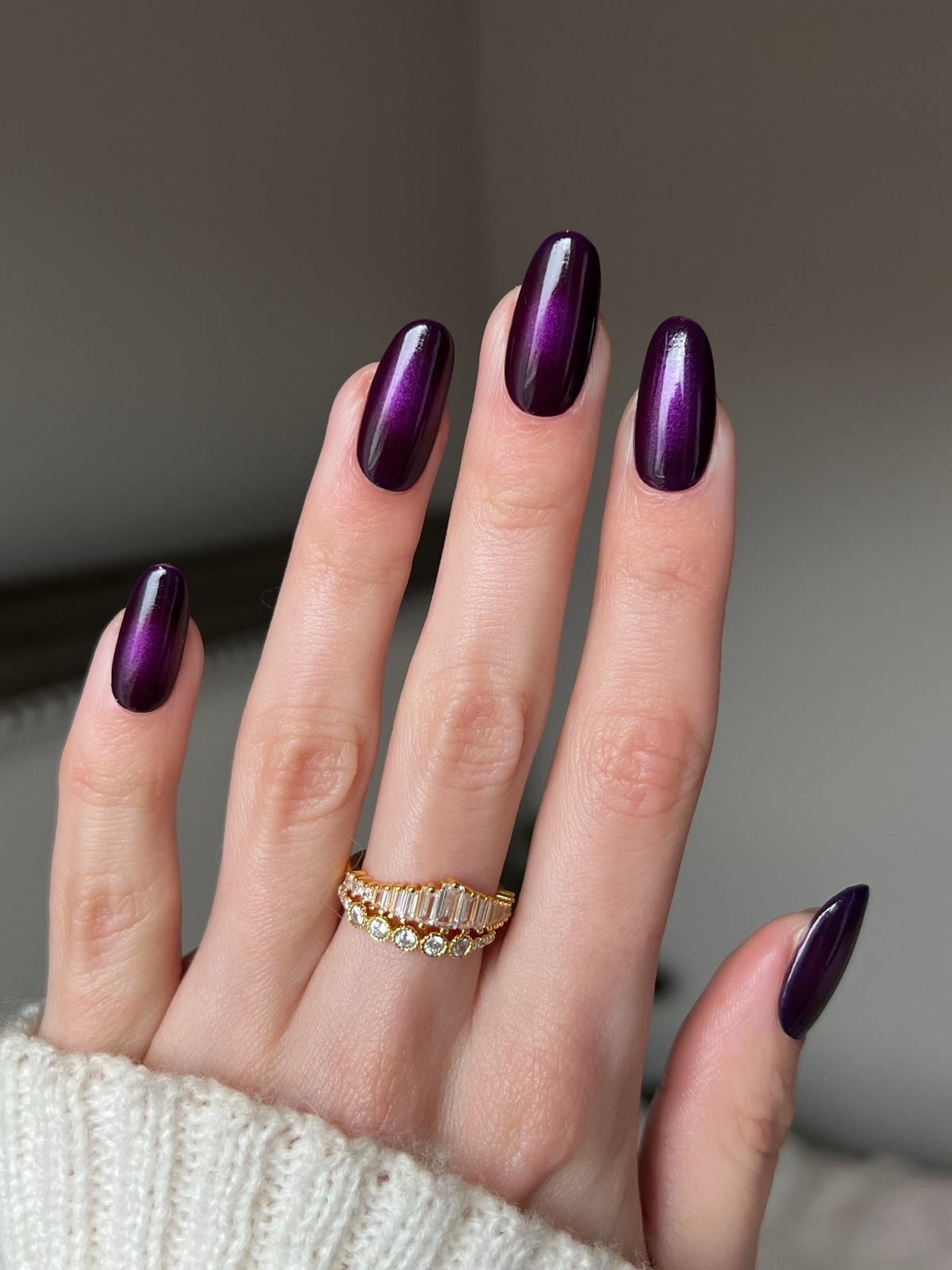 Манікюр з ефектом розкоші: відтінки, які вибирають зі смаком