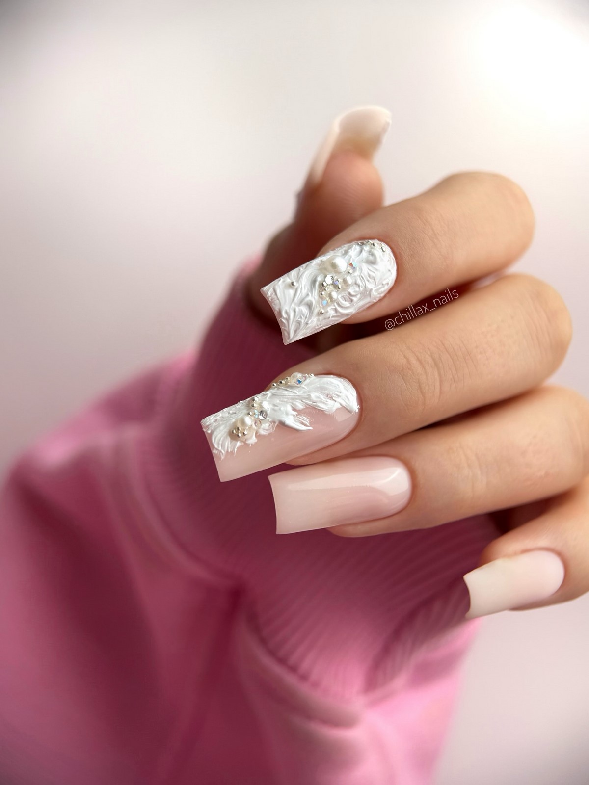 Форма нігтів 2026: чому квадрат витісняє мигдаль