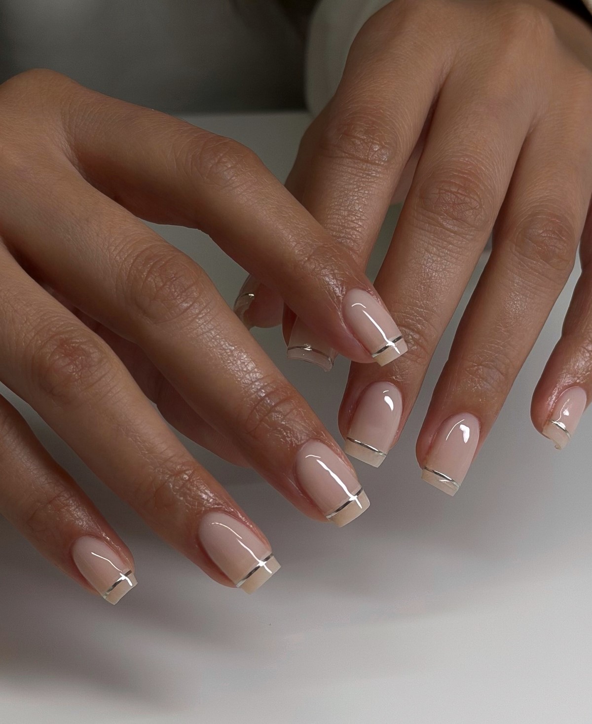 Ніжне сяйво на нігтях взимку 2026 року – тренд, який виглядає дорого