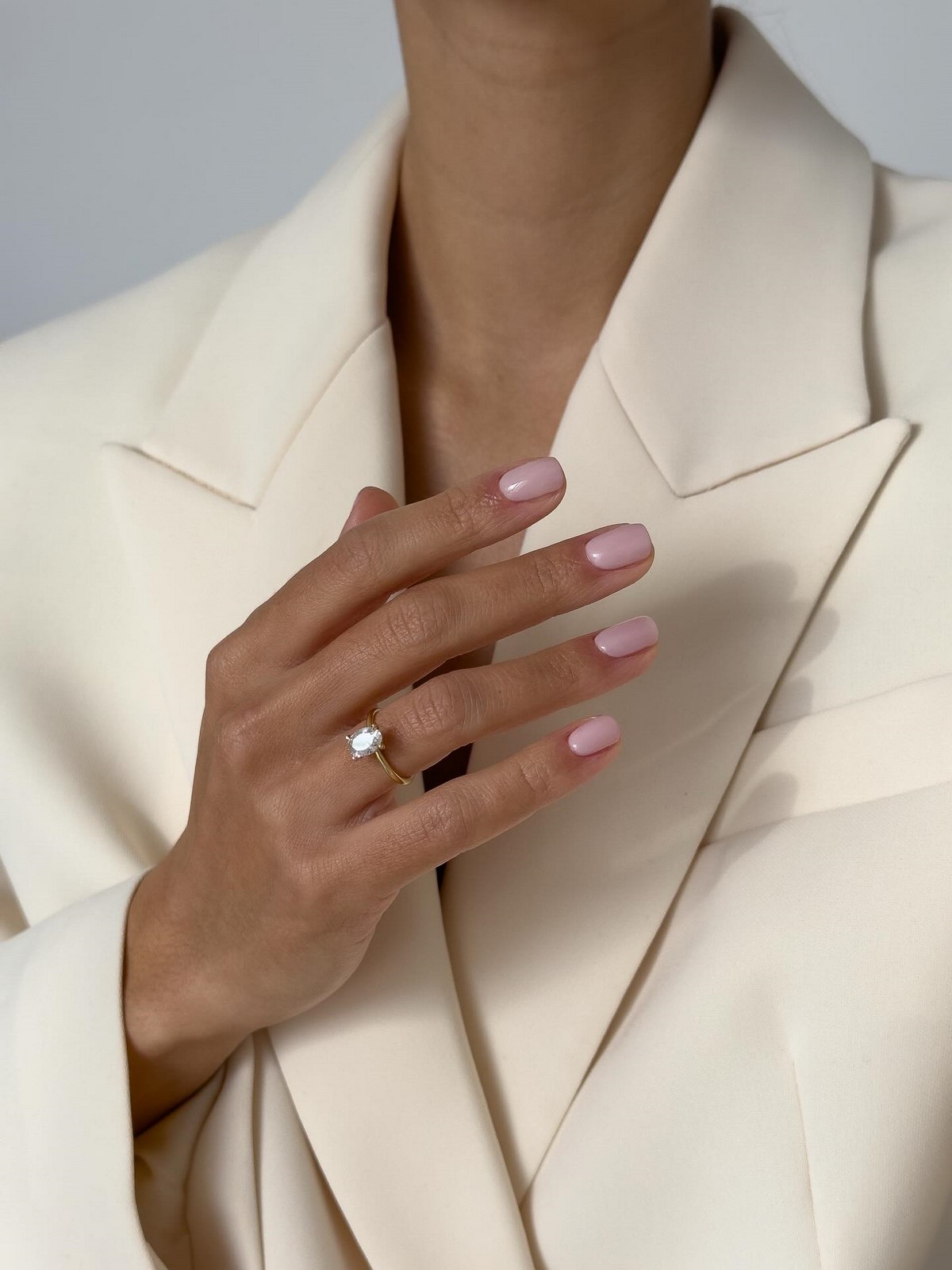 Ніжні дизайни нігтів на лютий 2026 року, які закохують