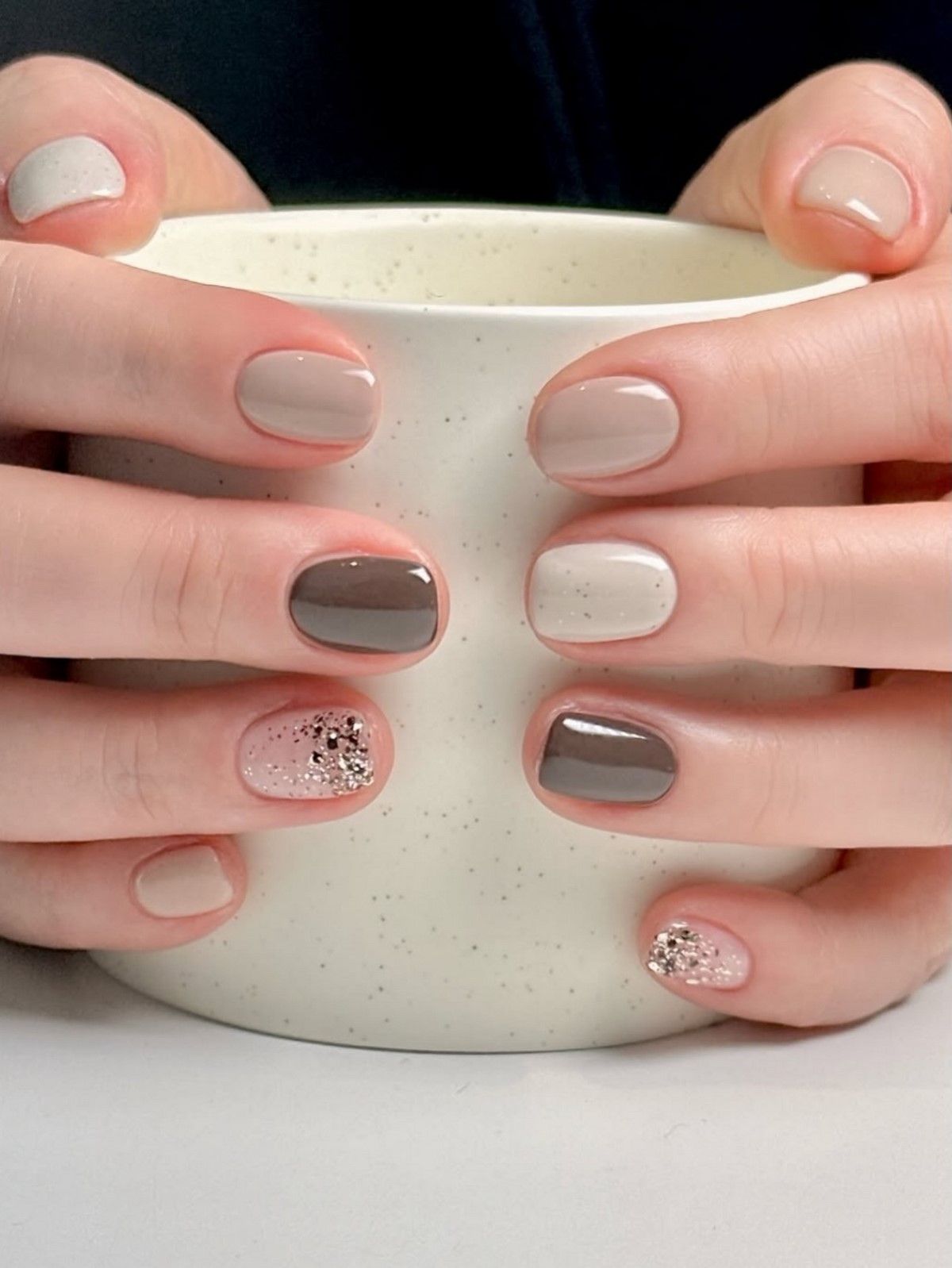 Ніжні дизайни нігтів на лютий 2026 року, які закохують