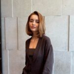 Стрижка каре на волосся середньої довжини