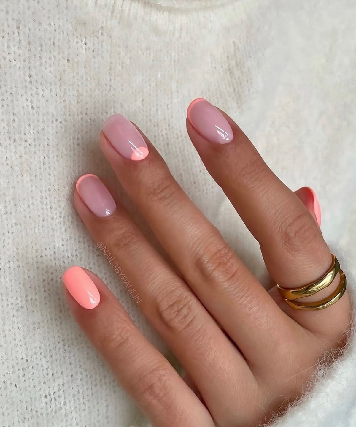 Мікрофренч на короткі нігті – тренд 2026 року