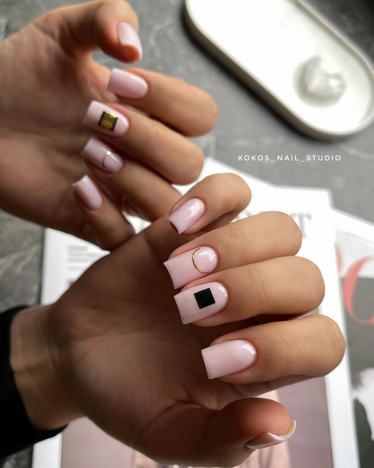 Тренди мінімалістичного манікюру на весну 2026: найкращі ідеї