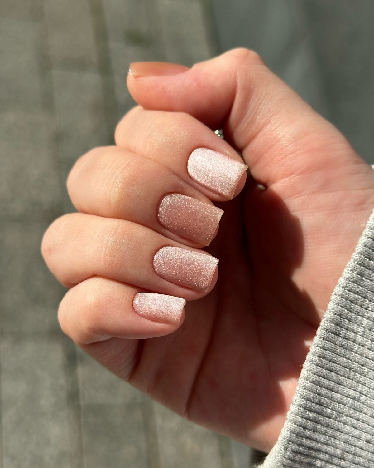 Кольори лаку, які красиво виглядають на короткій довжині