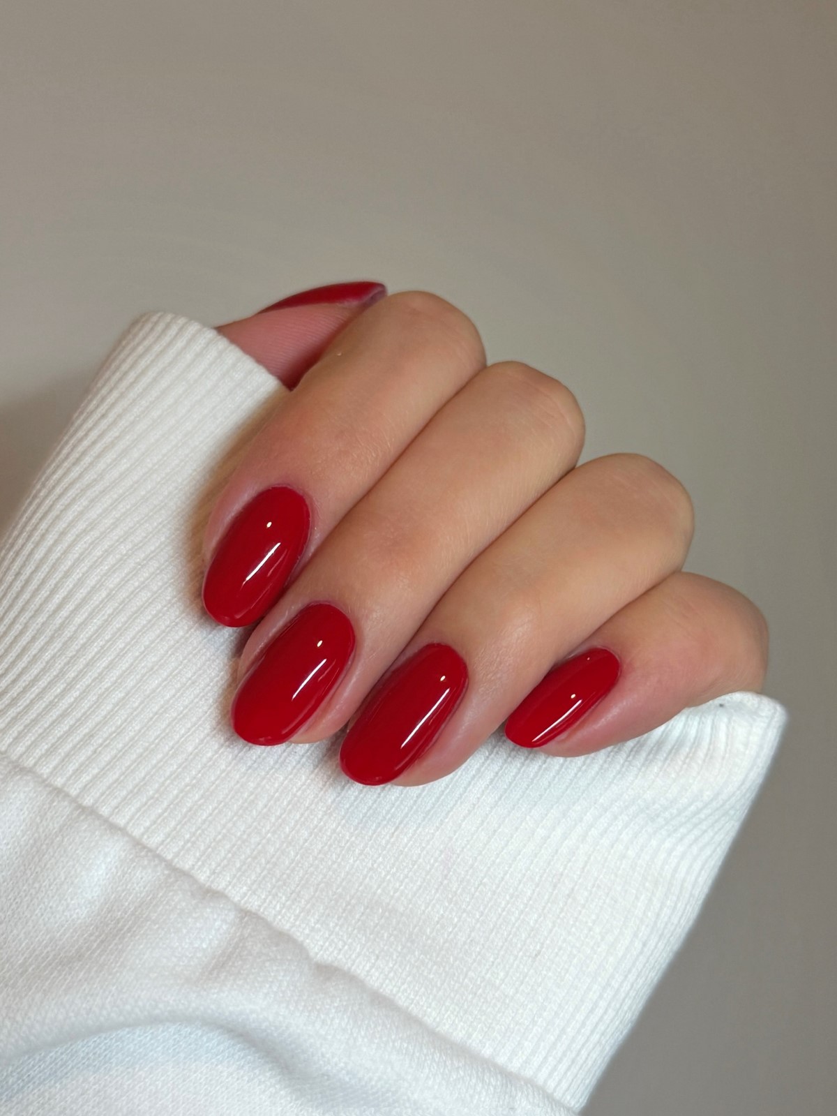 Манікюр без дизайну, який виглядає чисто і дорого