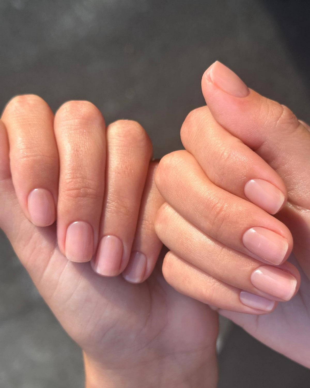 Манікюр без дизайну, який виглядає чисто і дорого