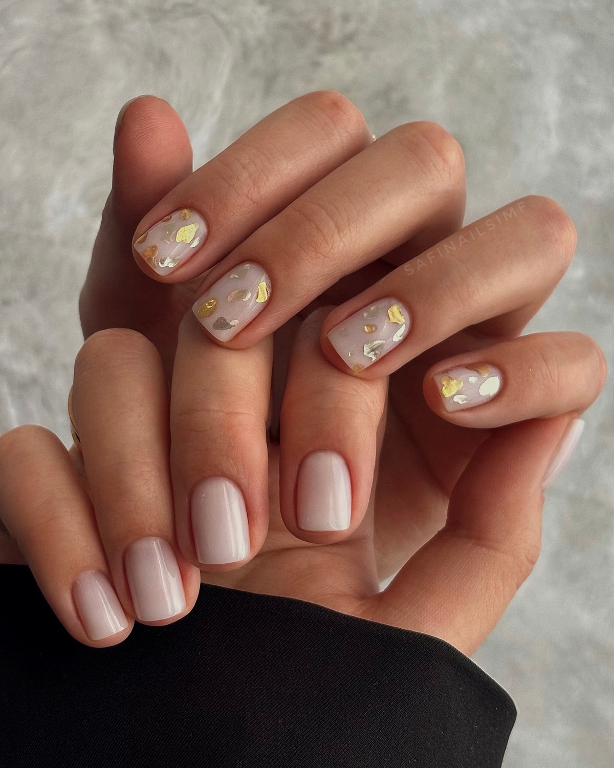 Тренди мінімалістичного манікюру на весну 2026: найкращі ідеї