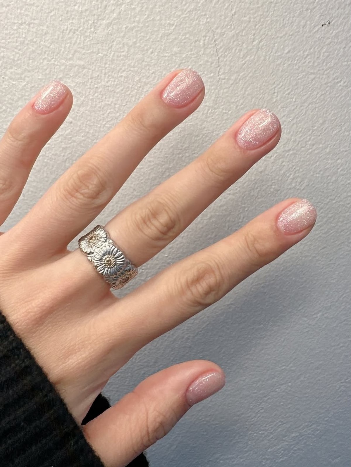 Кольори лаку, які красиво виглядають на короткій довжині