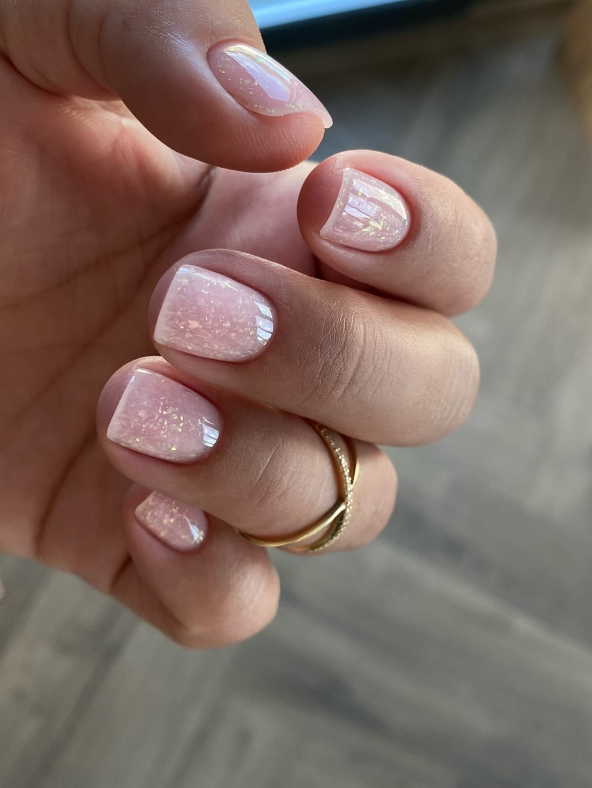 Кольори лаку, які красиво виглядають на короткій довжині