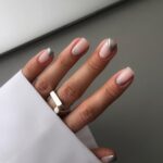 Короткі квадратні нігті весни 2026 – фото трендових варіантів, які підкорили сезон