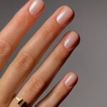 Манікюр, який освіжає руки і робить їх акуратними