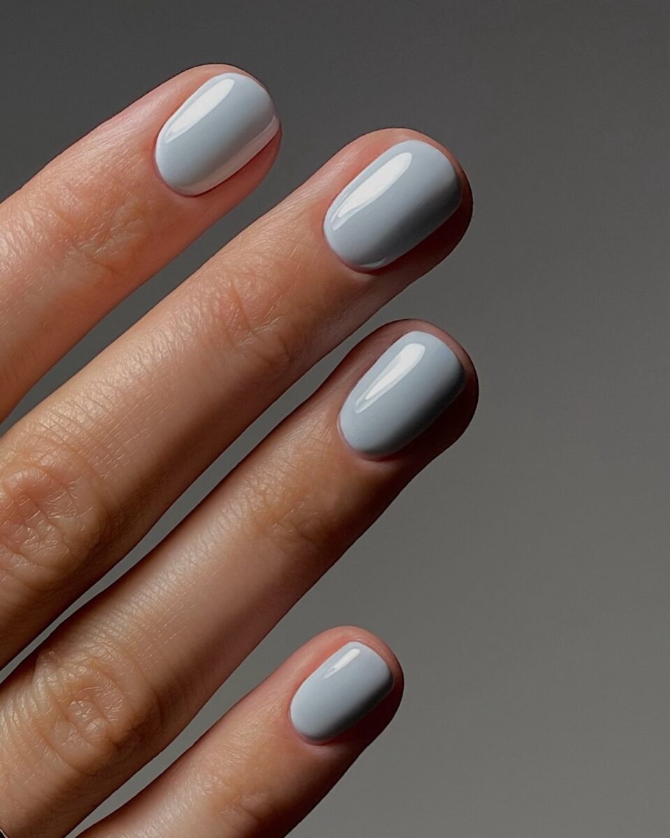 Пастельний манікюр на короткі нігті весни 2026: ніжні ідеї