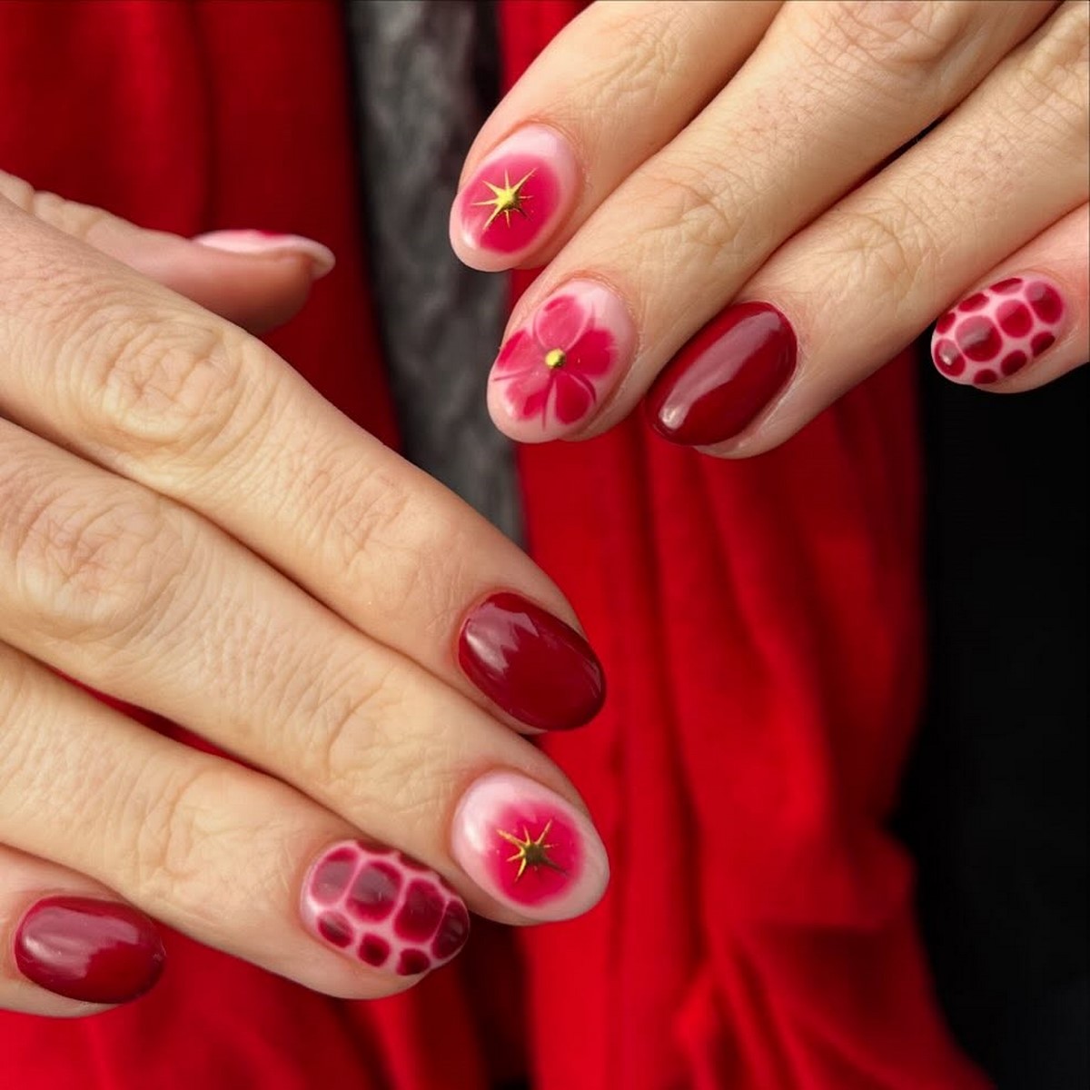 Короткі нігті на квітень 2026: ефект дорогого манікюру