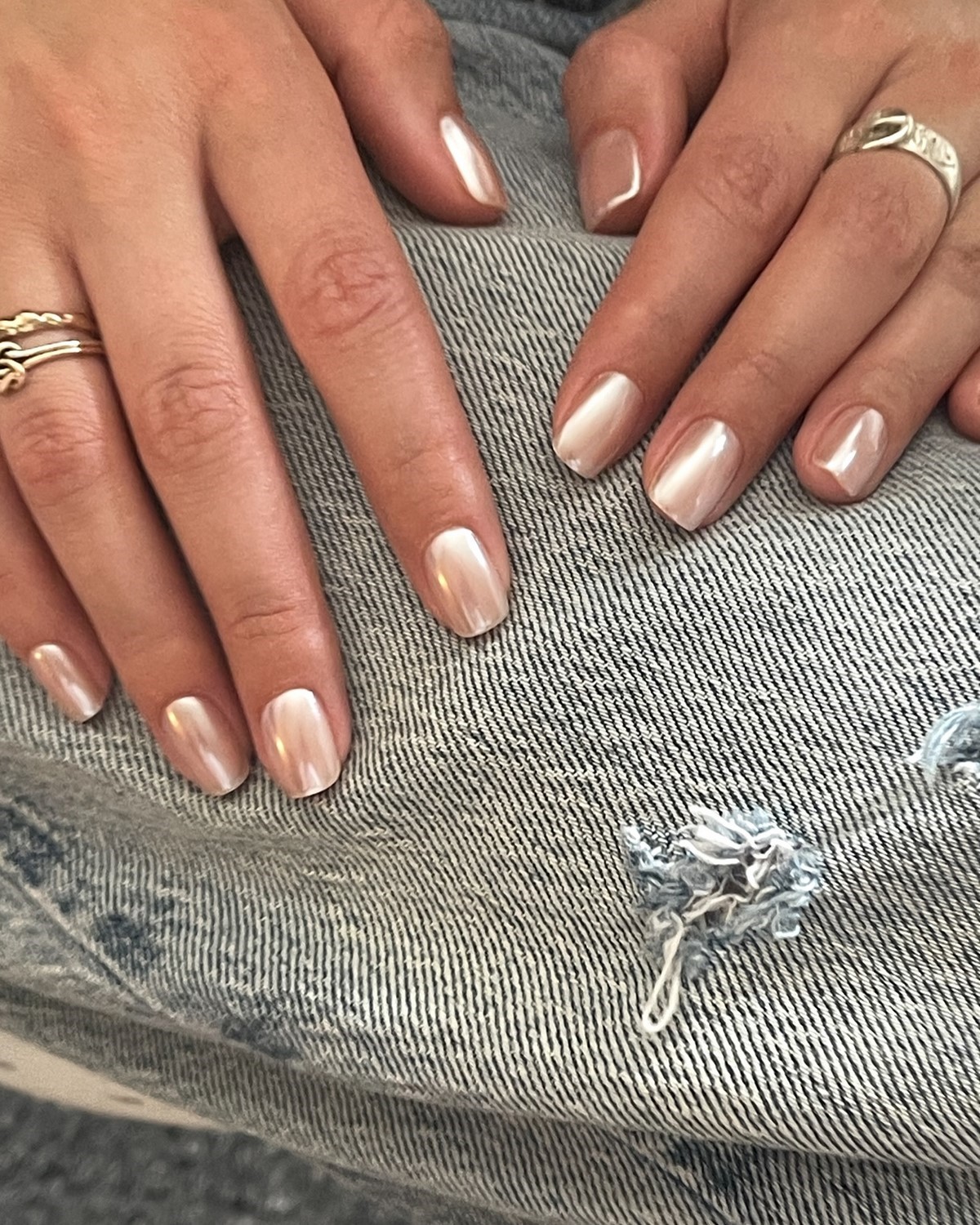 Манікюр на квітень 2026: наймодніші ідеї сезону