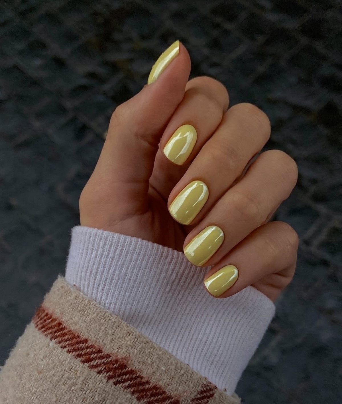 Чому короткі нігті іноді виглядають неохайно: головні помилки