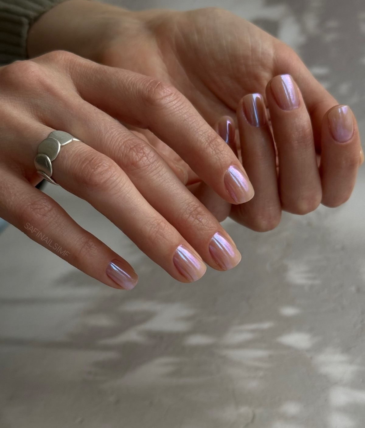 Манікюр на короткі нігті весни 2026 – фото стильних варіантів