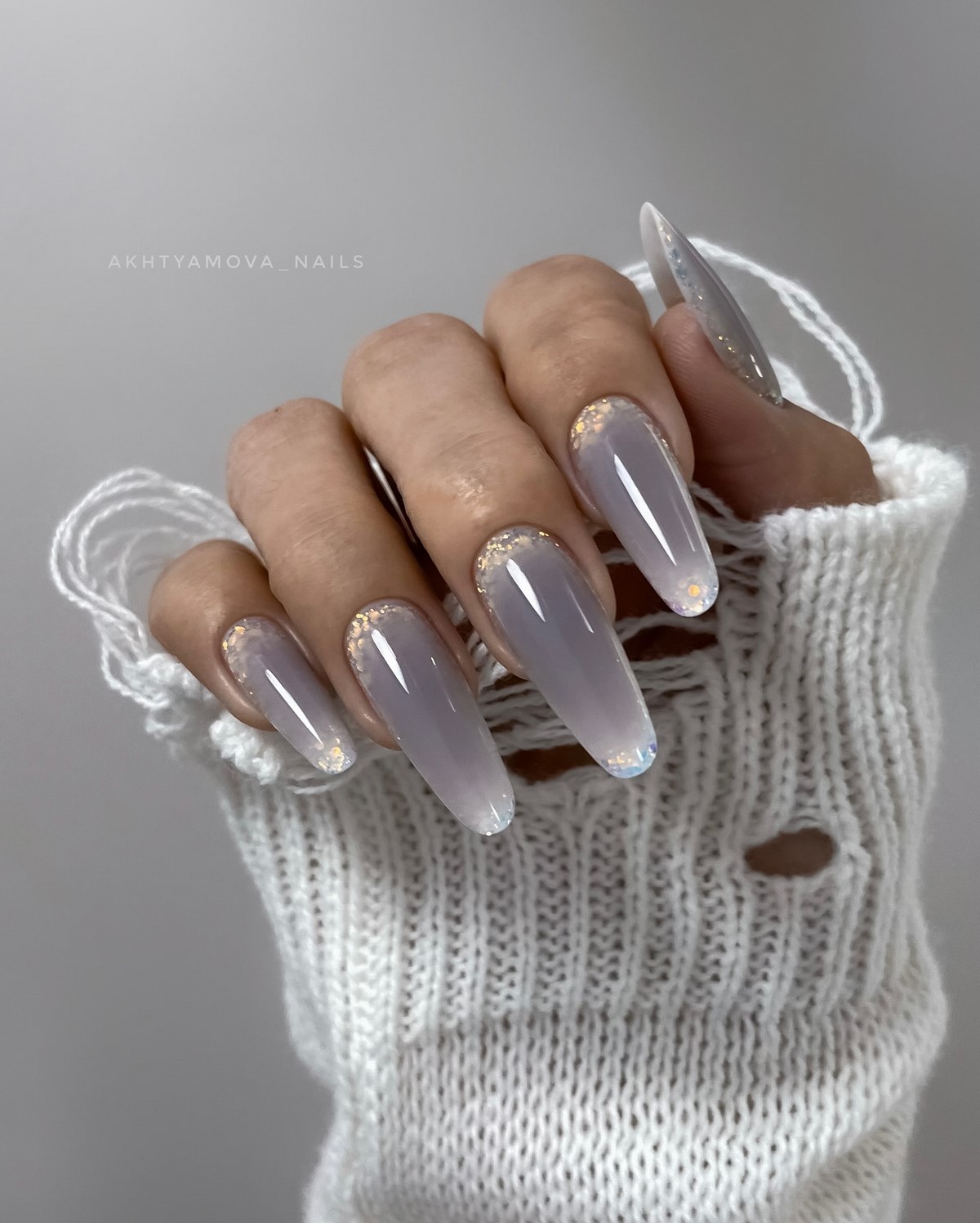 Нігті-мигдаль весни 2026: що зараз модно