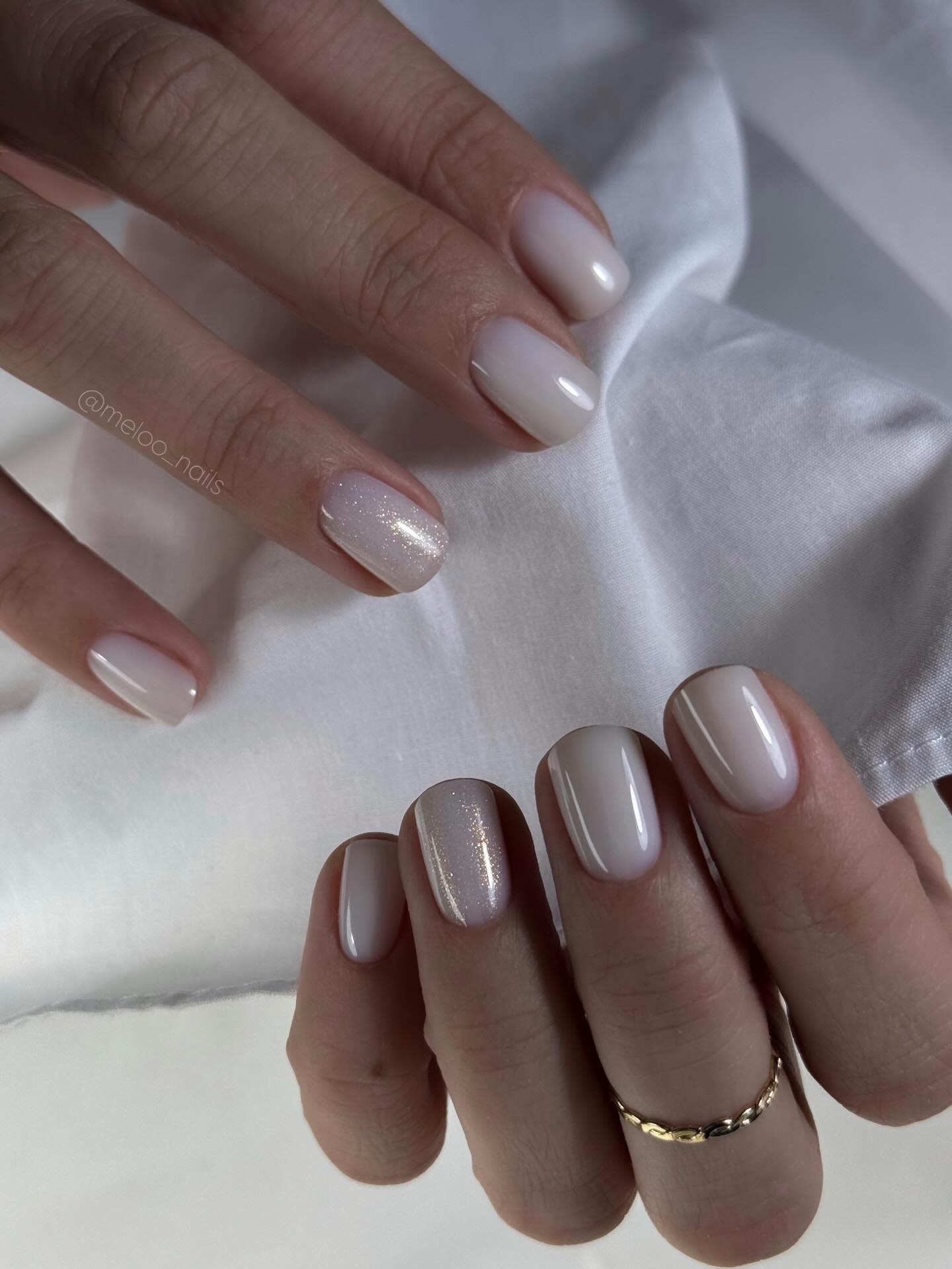 Манікюр, який робить короткі нігті акуратнішими