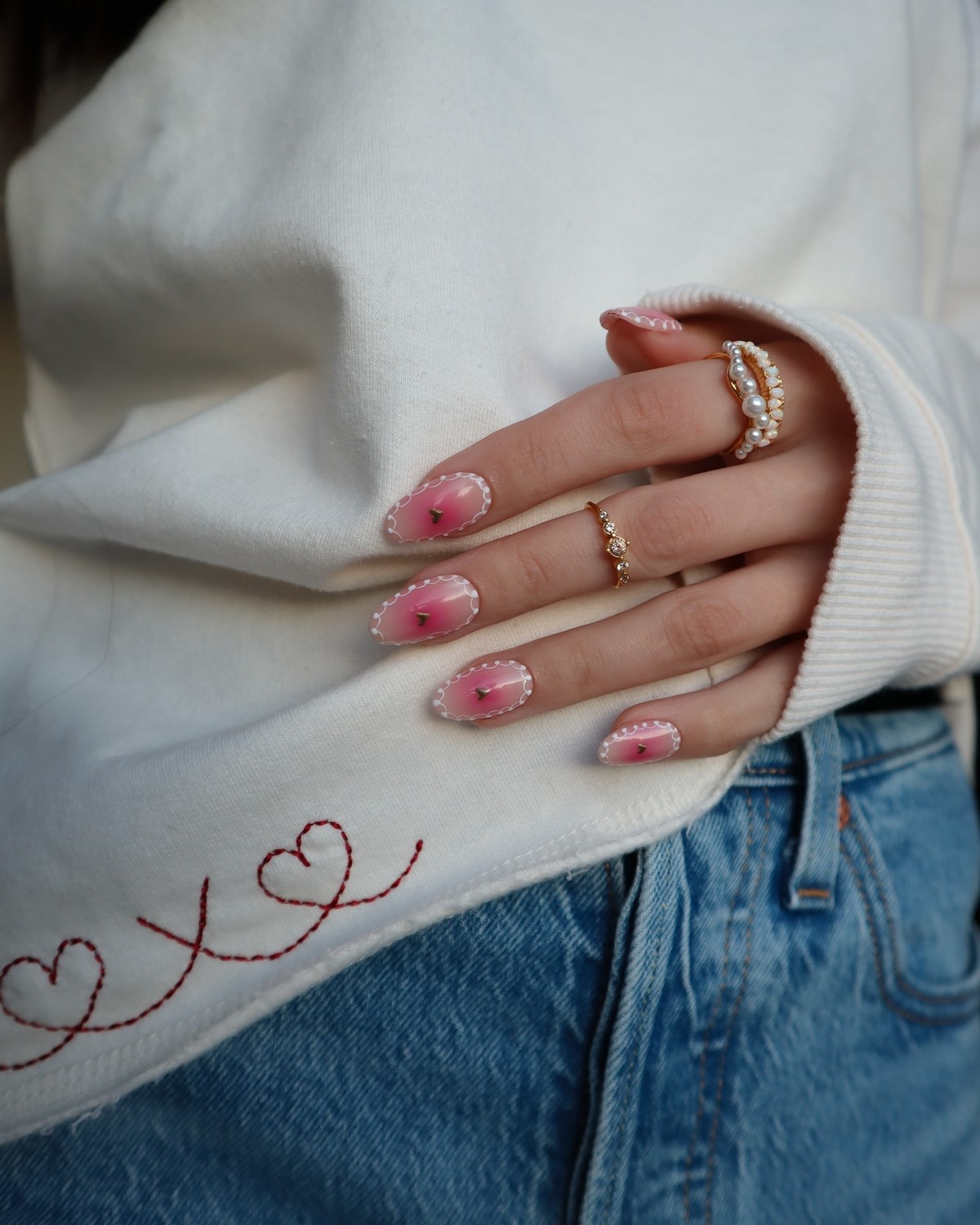 Ореол на нігтях: чому halo-манікюр підкорив весну 2026