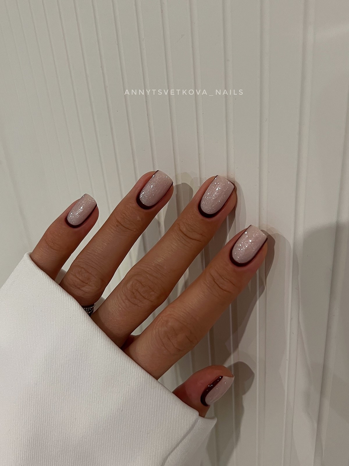 Короткі квадратні нігті весни 2026 – фото трендових варіантів, які підкорили сезон