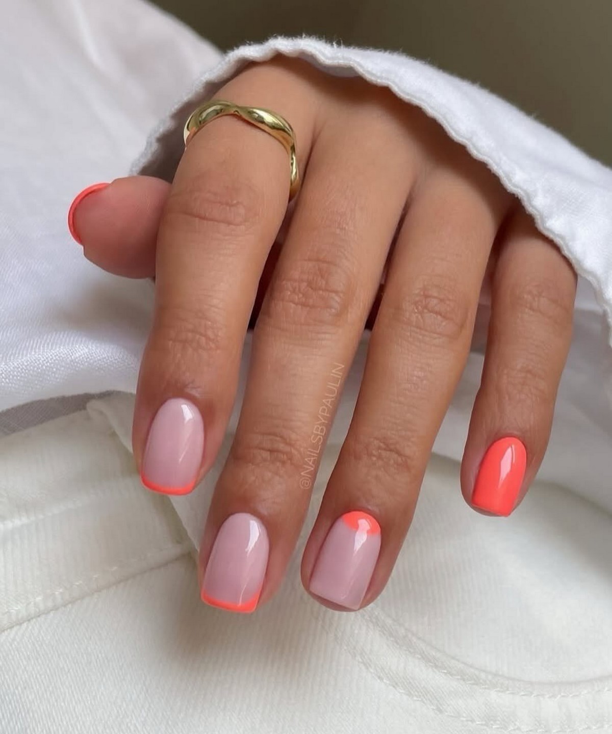 Короткі нігті на квітень 2026: ефект дорогого манікюру