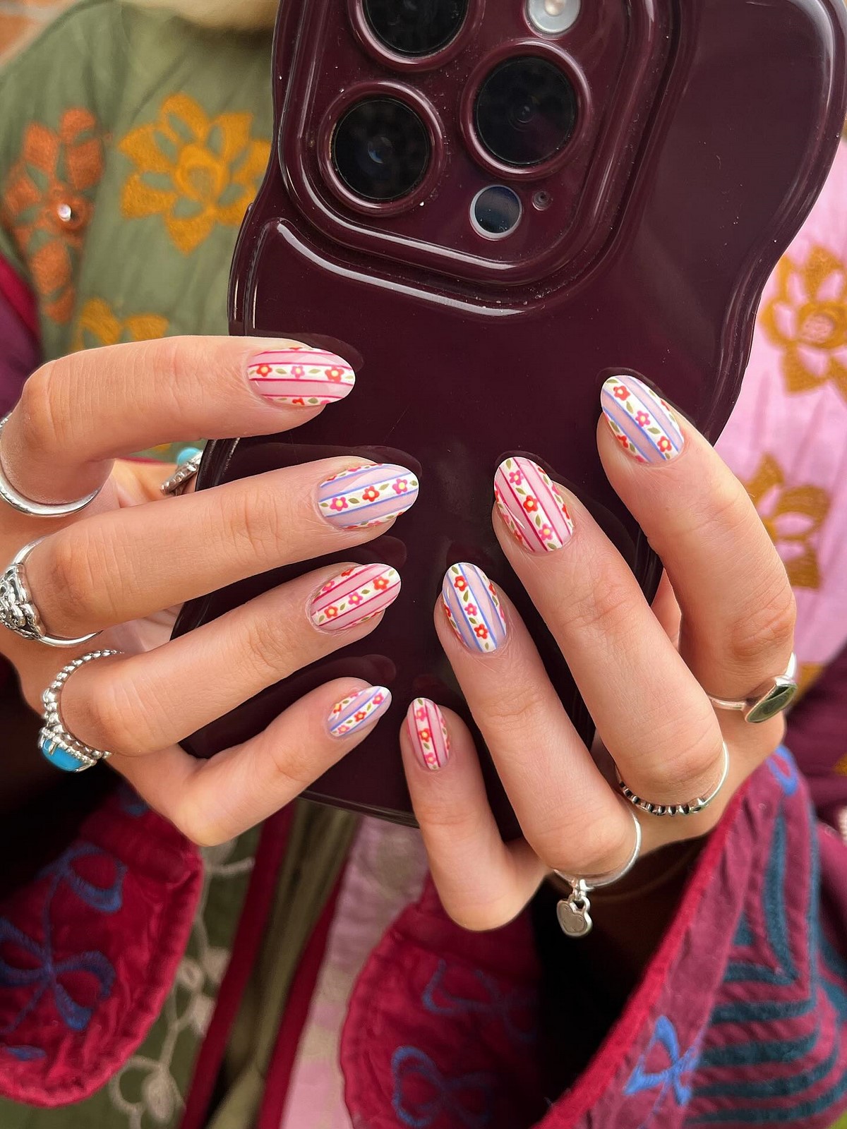 Манікюр квітня 2026: ніжні ідеї, які надихають щодня