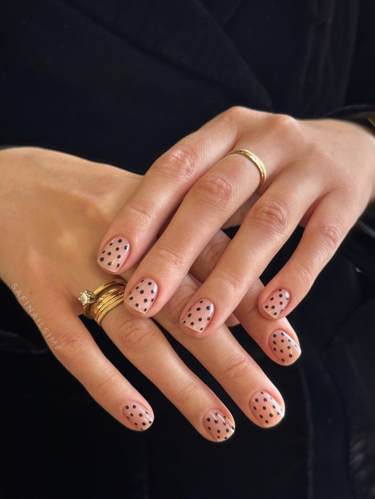 Манікюр на короткі нігті весни 2026 – фото стильних варіантів