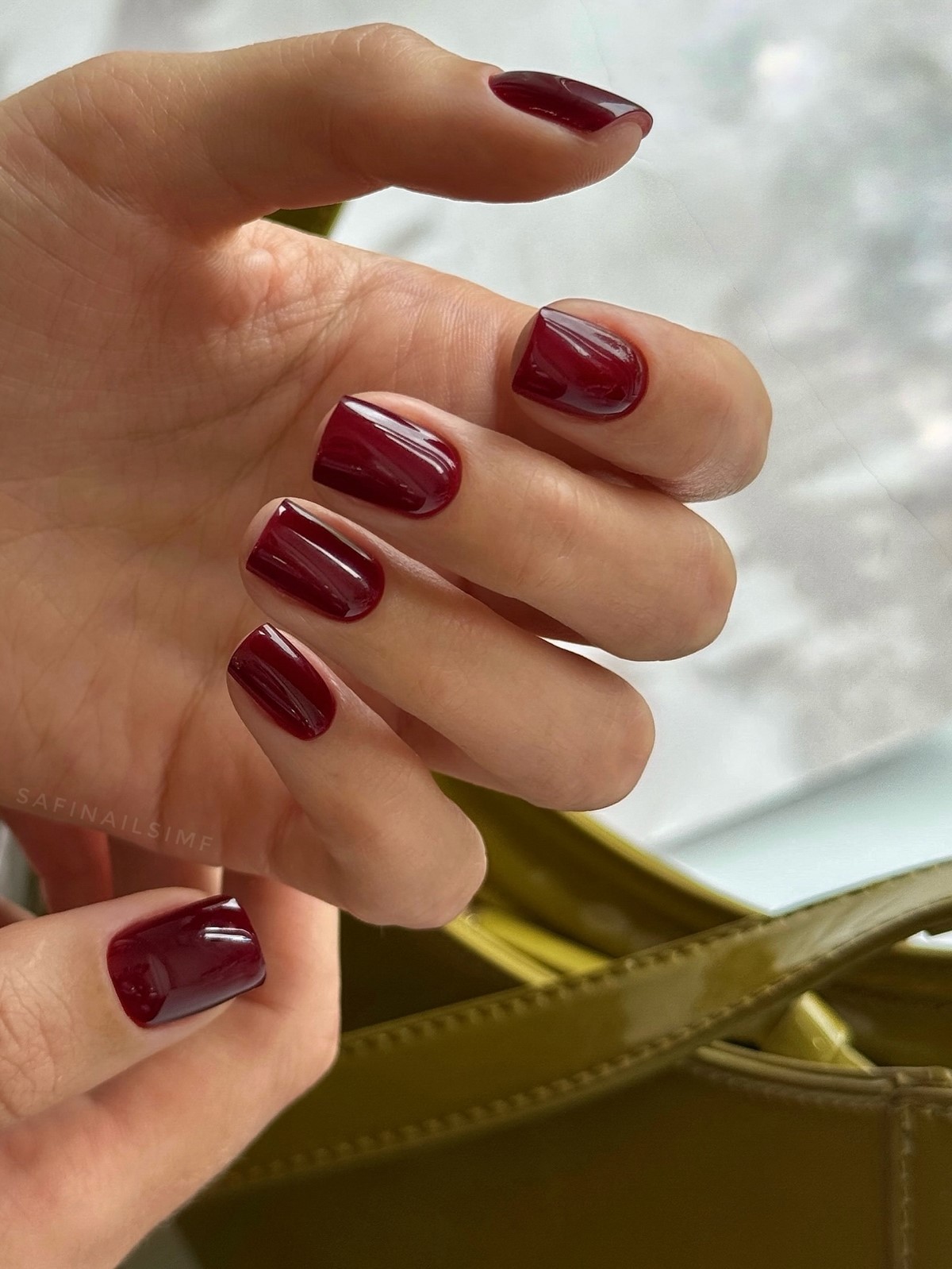 Манікюр на короткі нігті весни 2026 – фото стильних варіантів